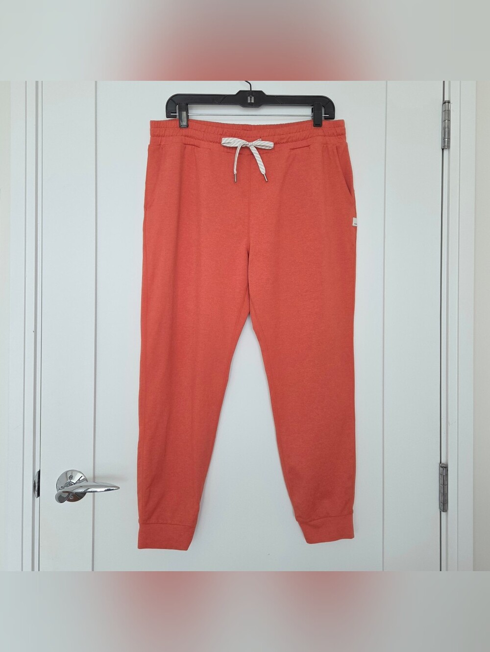 Vuori Women's Performance Joggers - Grapefruit Heather - Large - VW303